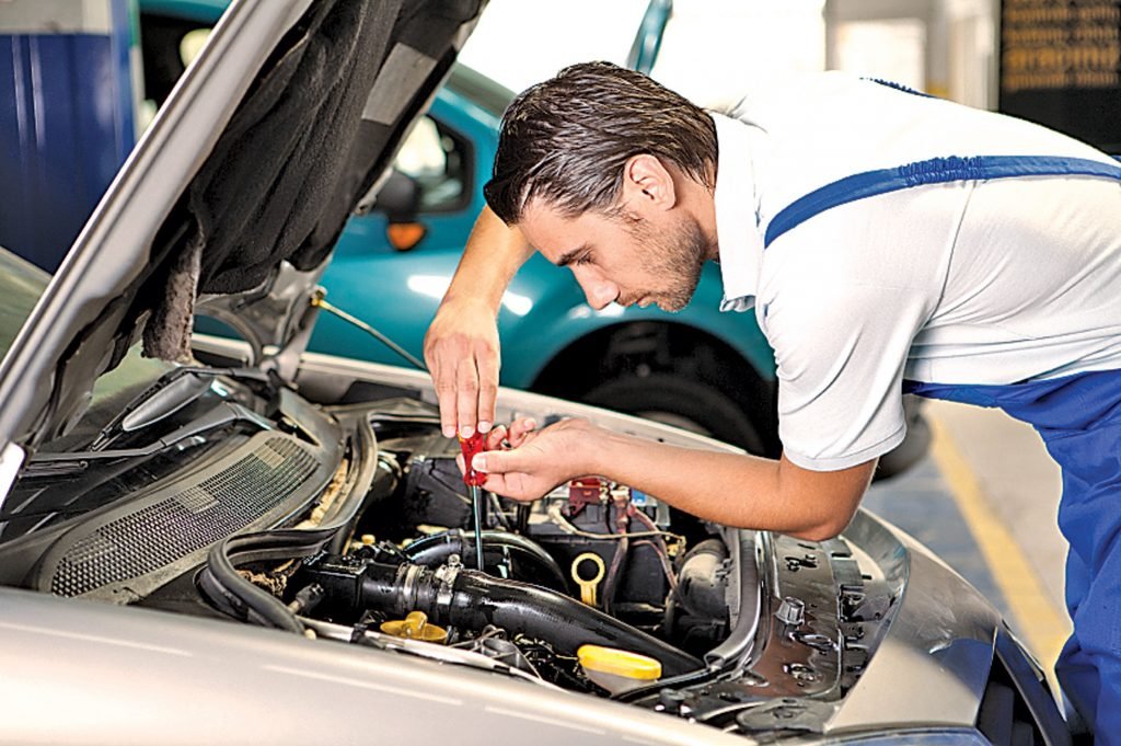 Best Car Mechanic Service to Run the Car Smoothly